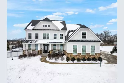 103 Hollyberry Court, Adams Township, PA 16046 - Photo 3