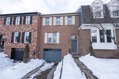 11 Raleigh Pl, Pittsburgh, PA 15239 - Photo 1