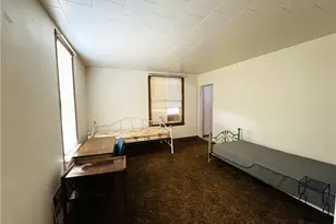 42 Elm Ave, Sharon, PA 16146 - Photo 5