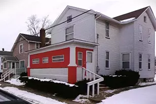 42 Elm Ave, Sharon, PA 16146 - Photo 1