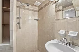 431 Colonial Dr, Monroeville, PA 15146 - Photo 25