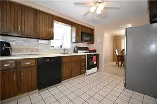 107 Queen Dr, Monroeville, PA 15146 - Photo 5