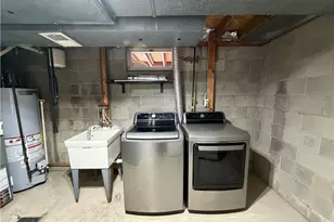 148 Ligonier Ln, Pittsburgh, PA 15068 - Photo 19