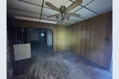 421 Fairview Ave, Turtle Creek, PA 15145 - Photo 5