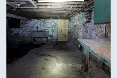 421 Fairview Ave, Turtle Creek, PA 15145 - Photo 11