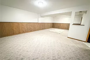 117 40th St, Twp of But NW, PA 16001 - Photo 41