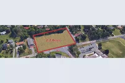 1255 Maple Street Ext, Coraopolis, PA 15108 - Photo 1