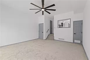 546 Carriage Cir, Pittsburgh, PA 15205 - Photo 13