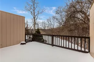 546 Carriage Cir, Pittsburgh, PA 15205 - Photo 15