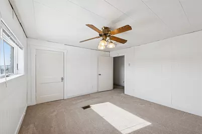 1066 Roup Ave, Brackenridge, PA 15014 - Photo 21