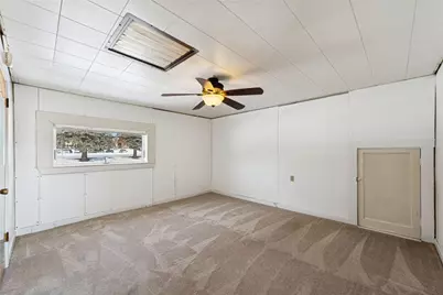 1066 Roup Ave, Brackenridge, PA 15014 - Photo 17