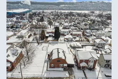 1066 Roup Ave, Brackenridge, PA 15014 - Photo 31