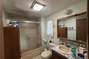 1101 Lysle Ave, McKeesport, PA 15133 - Photo 13