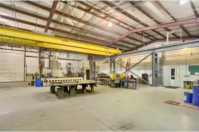 703 Commerce Ave, Shenango Township, PA 16101 - Photo 9