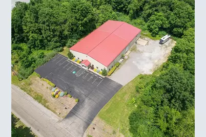 703 Commerce Ave, Shenango Township, PA 16101 - Photo 29