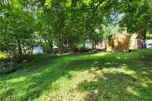 408 E Garfield Ave, New Castle, PA 16105 - Photo 29