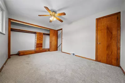 1041 Ardmore Manor Dr, Pittsburgh, PA 15221 - Photo 17