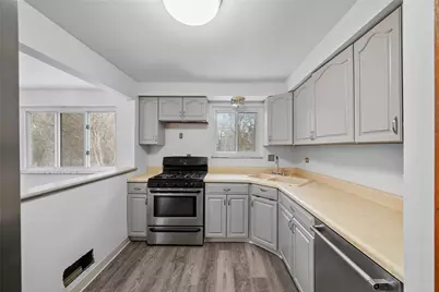 1041 Ardmore Manor Dr, Pittsburgh, PA 15221 - Photo 13