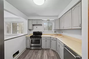 1041 Ardmore Manor Dr, Pittsburgh, PA 15221 - Photo 13