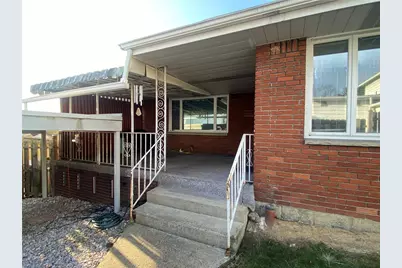 422 Market St, Belle Vernon, PA 15012 - Photo 3