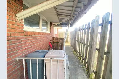 422 Market St, Belle Vernon, PA 15012 - Photo 29