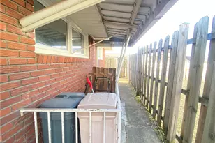 422 Market St, Belle Vernon, PA 15012 - Photo 29