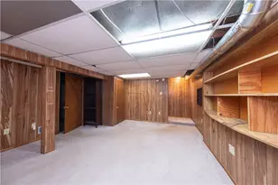 111 Dunbar Dr, Wilkins Township, PA 15235 - Photo 21