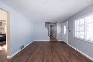 111 Dunbar Dr, Wilkins Township, PA 15235 - Photo 3