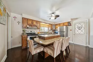 560 Simpson Howell Rd, Elizabeth, PA 15037 - Photo 9