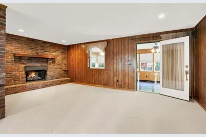 265 Monica Dr, Hempfield Township, PA 15601 - Photo 9