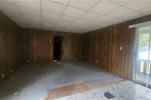 140 High St, Kiskiminetas Township, PA 15618 - Photo 11