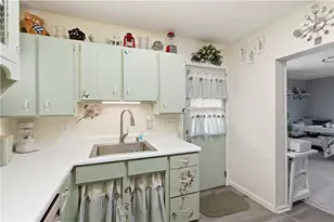 105 N Oliver Ave, Zelienople, PA 16063 - Photo 11