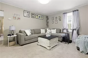 105 N Oliver Ave, Zelienople, PA 16063 - Photo 7