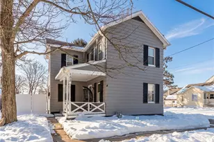 105 N Oliver Ave, Zelienople, PA 16063 - Photo 3