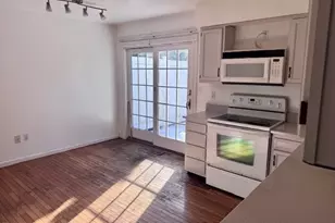 441 Monmouth Dr, Cranberry Township, PA 16066 - Photo 5