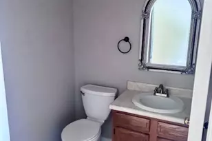 441 Monmouth Dr, Cranberry Township, PA 16066 - Photo 9