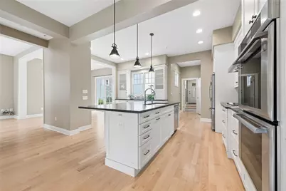 1641 Overton Ln, Pittsburgh, PA 15217 - Photo 11
