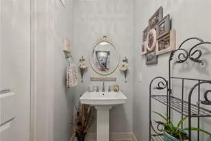 1641 Overton Ln, Pittsburgh, PA 15217 - Photo 15