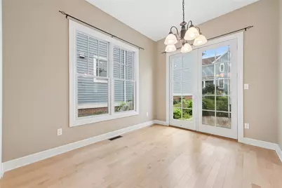 1641 Overton Ln, Pittsburgh, PA 15217 - Photo 9