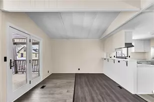 861 Walnut St, Rochester, PA 15074 - Photo 3