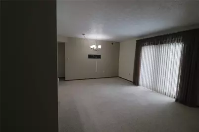 211 Clubhouse Dr #211, South Strabane, PA 15301 - Photo 3