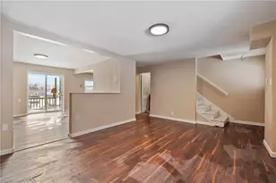 221 E Agnew Ave, Pittsburgh, PA 15210 - Photo 11