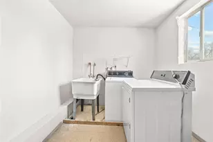 3586 Elmhurst Ave, Pittsburgh, PA 15212 - Photo 25