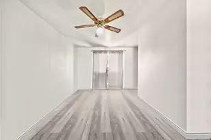 3586 Elmhurst Ave, Pittsburgh, PA 15212 - Photo 13