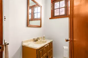 853 Collins St, Pittsburgh, PA 15206 - Photo 13