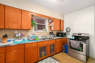 853 Collins St, Pittsburgh, PA 15206 - Photo 9