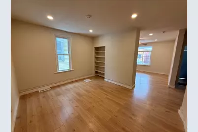 828 Frank, McKees Rocks, PA 15136 - Photo 3