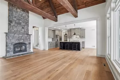 103 Vista Ct, Lancaster Township, PA 16037 - Photo 5