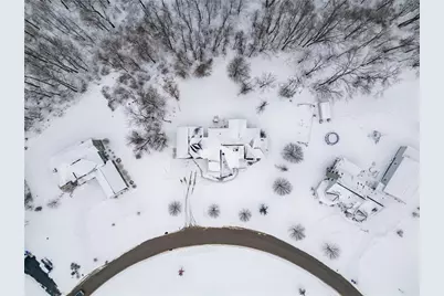 103 Vista Ct, Lancaster Township, PA 16037 - Photo 7