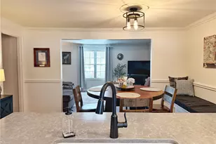 332 Parkwood Dr, Cranberry Township, PA 16066 - Photo 7